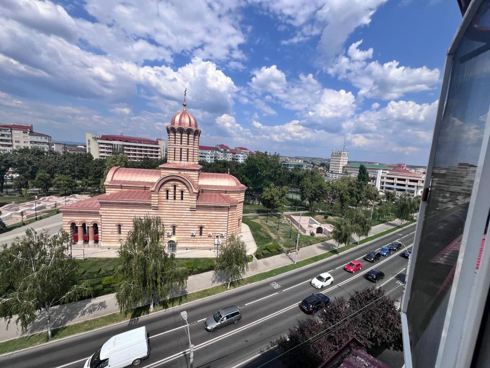 Chindia Apartament Targoviste Dış mekan fotoğraf